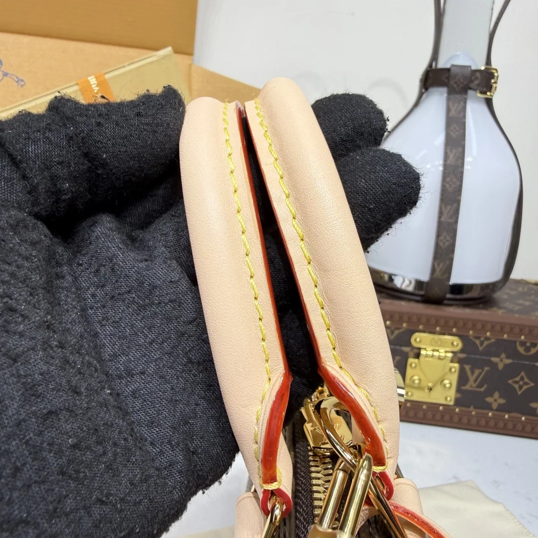 루이비통 알마 BB 모노그램 핸드백 M46990 상세 이미지 9