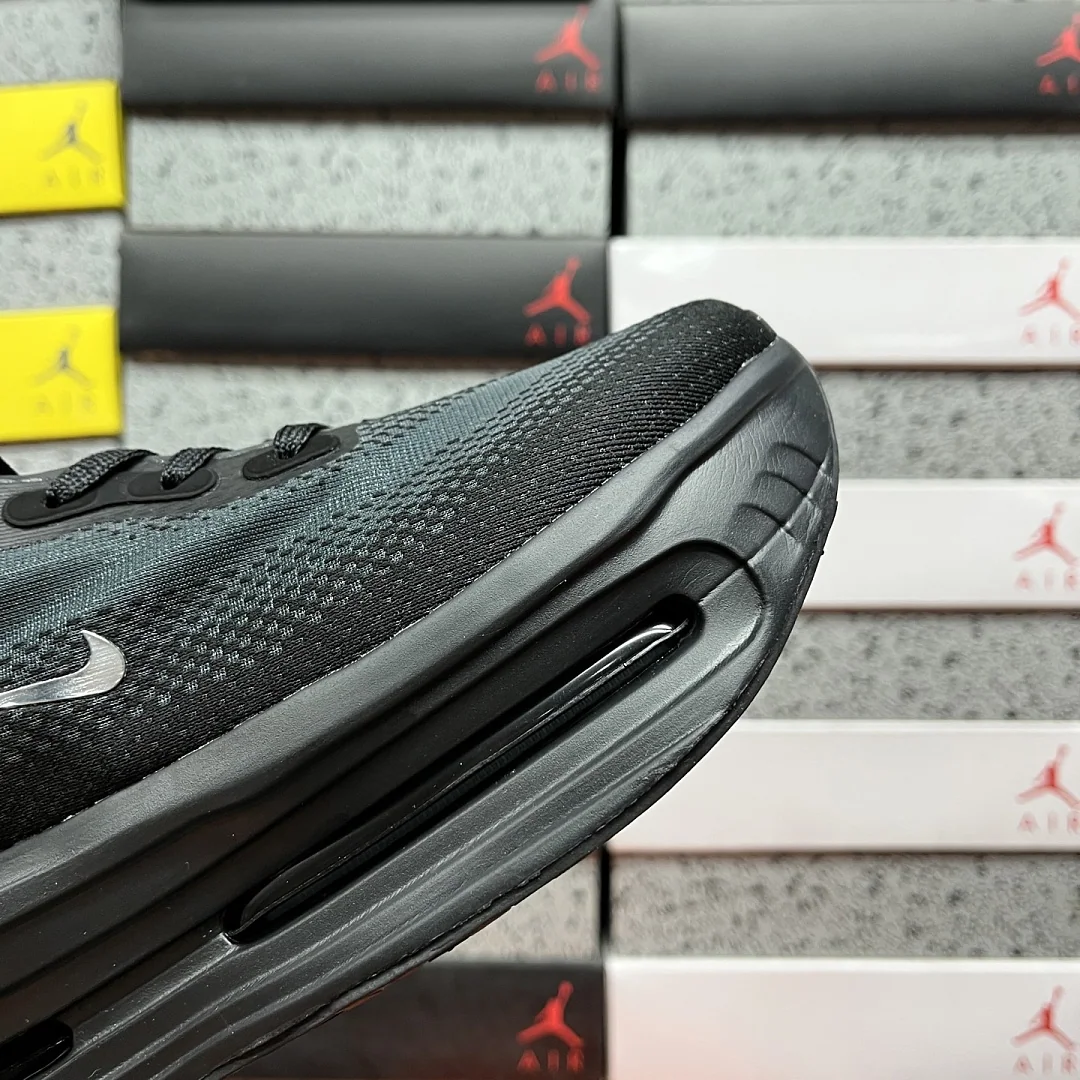 나이키 [CG] 보메로 프리미엄 IQ0627-001 201999 Nike Vomero Premium Black Mini Chrome Swoosh 상세 이미지 3