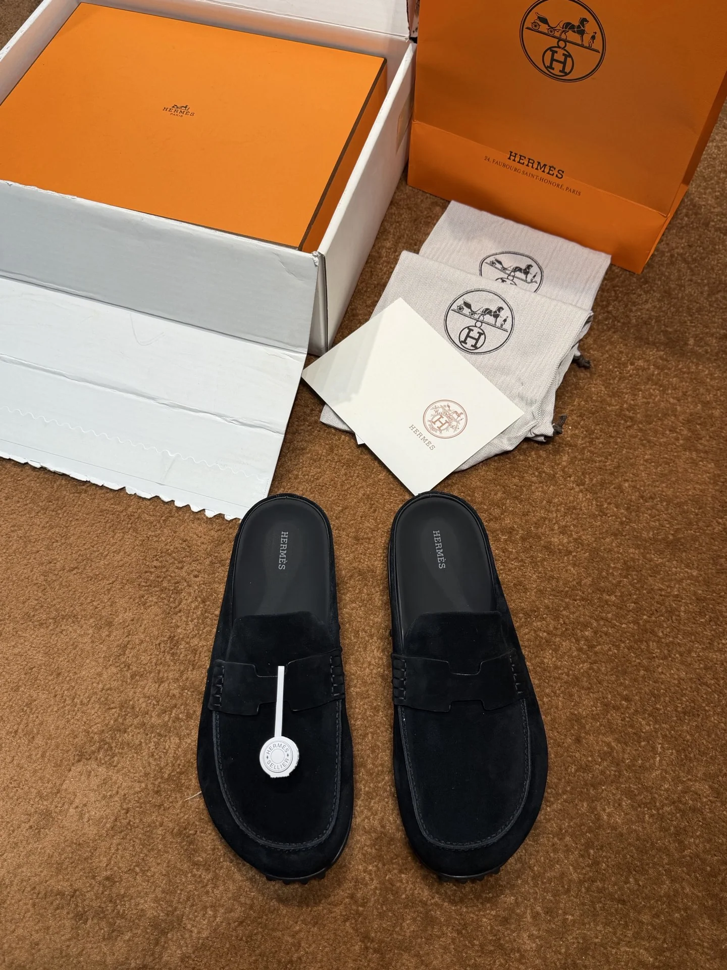에르메스 송아지가죽 슬리퍼 154345