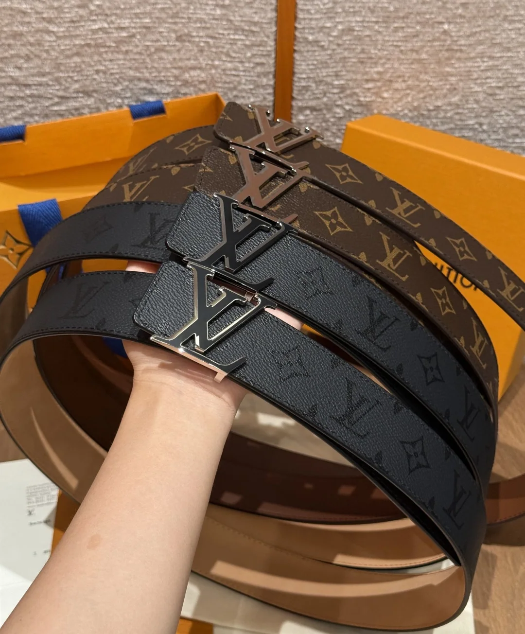 루이비통 이니셜 듀얼 40mm 리버시블 벨트 176841