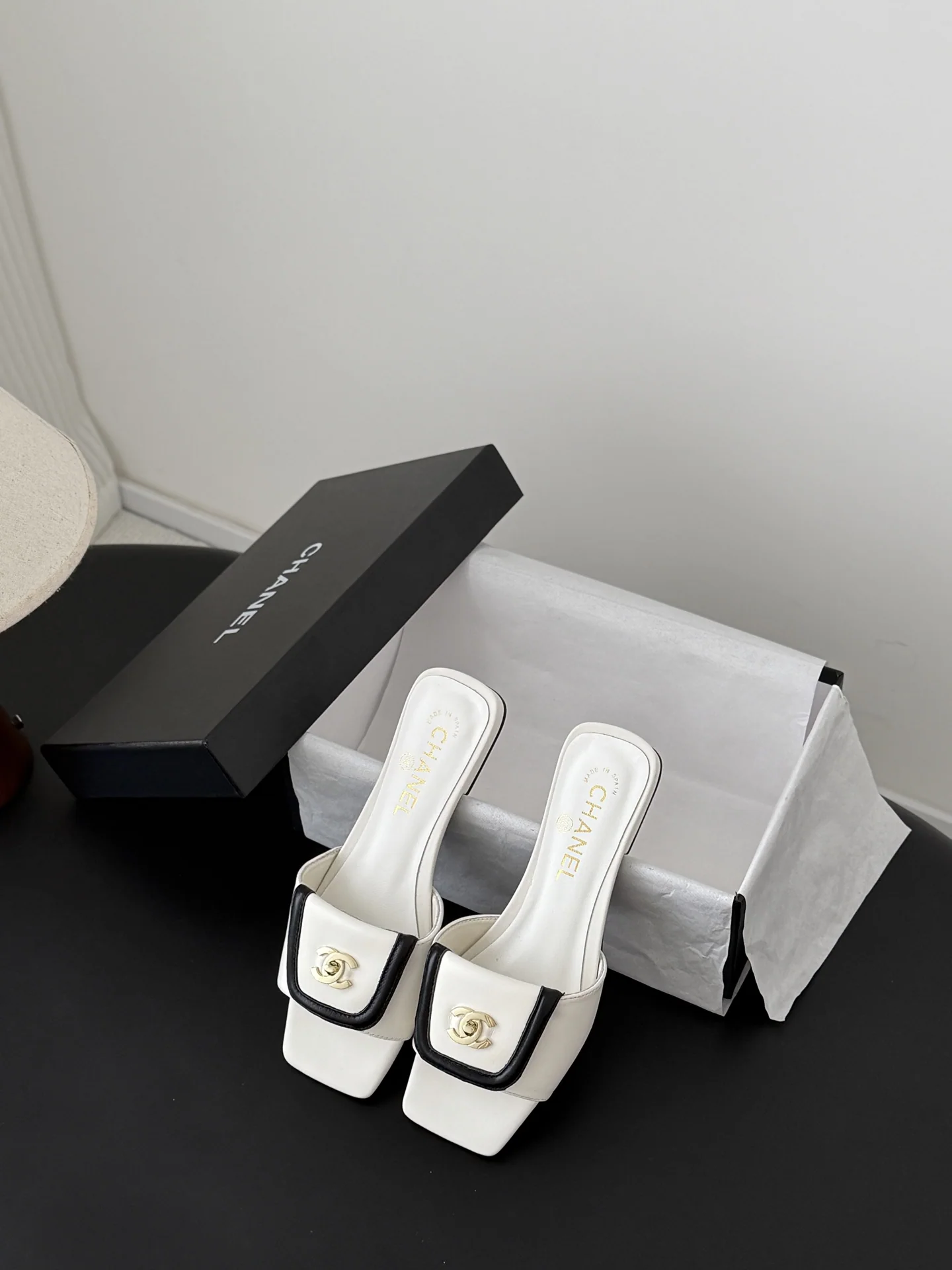 샤넬 빈티지 버클 로퍼 상세 이미지 6