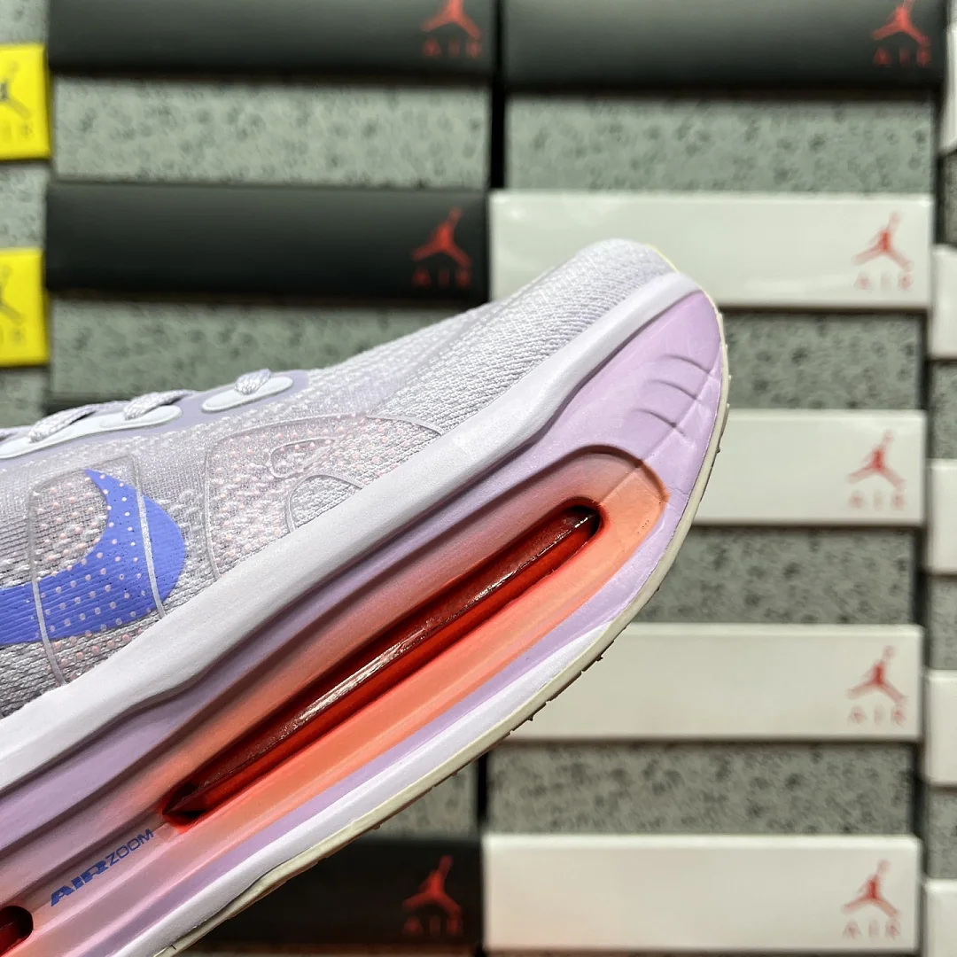 나이키 [CG] 보메로 프리미엄 HM5973-503 201995 Nike Vomero Premium 상세 이미지 7
