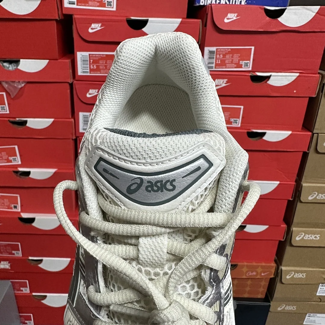 아식스 [TOP] 젤 카야노 14 1201A019-200 200254 Asics Gel-Kayano 14 Birch Dark Pewter 상세 이미지 5