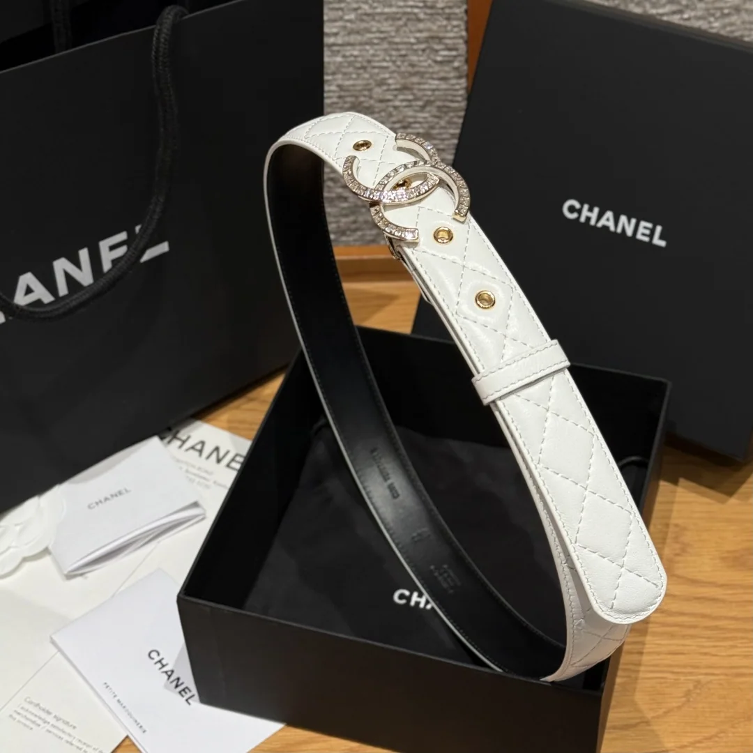 샤넬 더블 C 메탈 로고 램스킨 벨트 상세 이미지 3