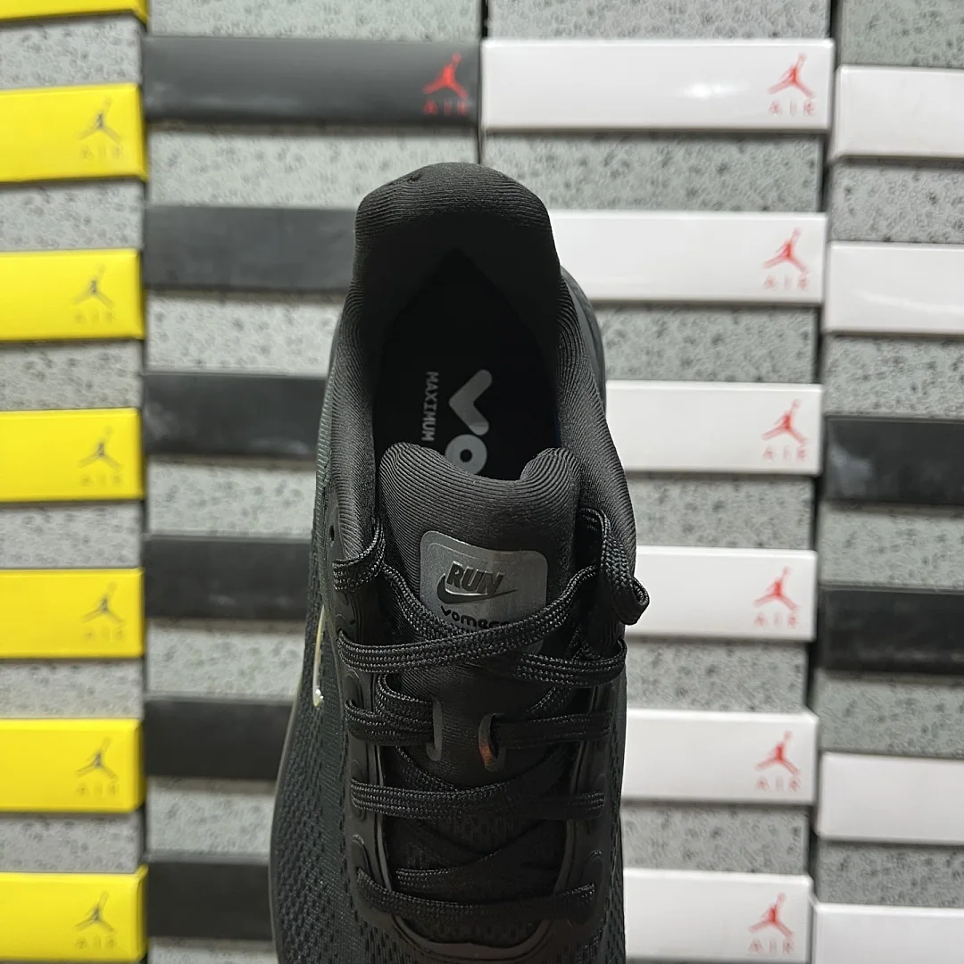 나이키 [M] 보메로 프리미엄 SP IQ0627-001 201655 Nike Vomero Premium SP Black Mini Chrome 상세 이미지 3