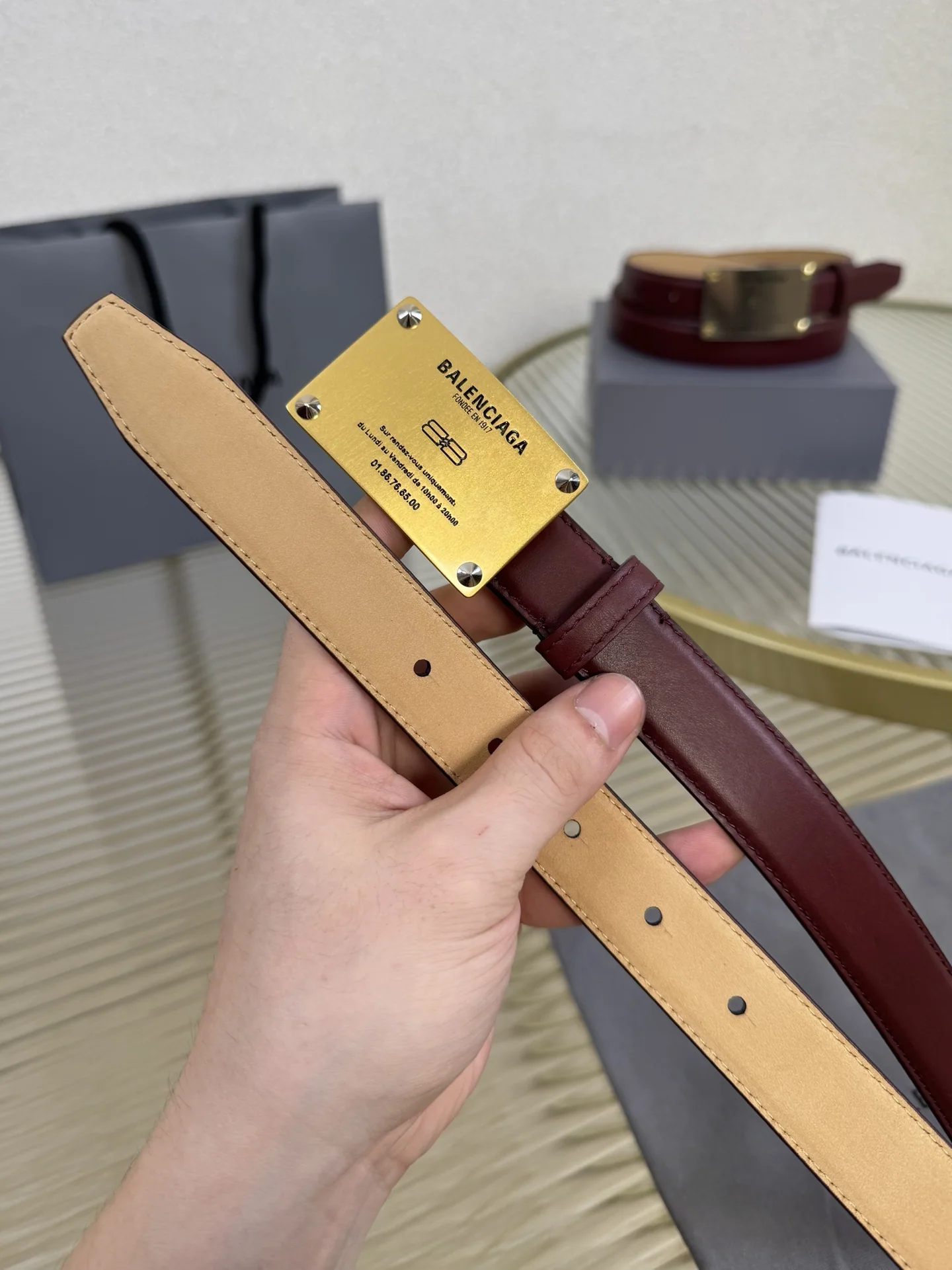 발렌시아가 빈티지 황동 장식 소가죽 벨트 상세 이미지 7