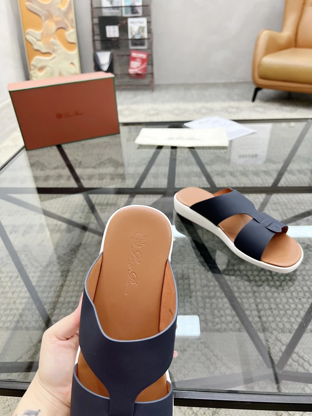 로로피아나 소가죽 남성 신발 상세 이미지 7