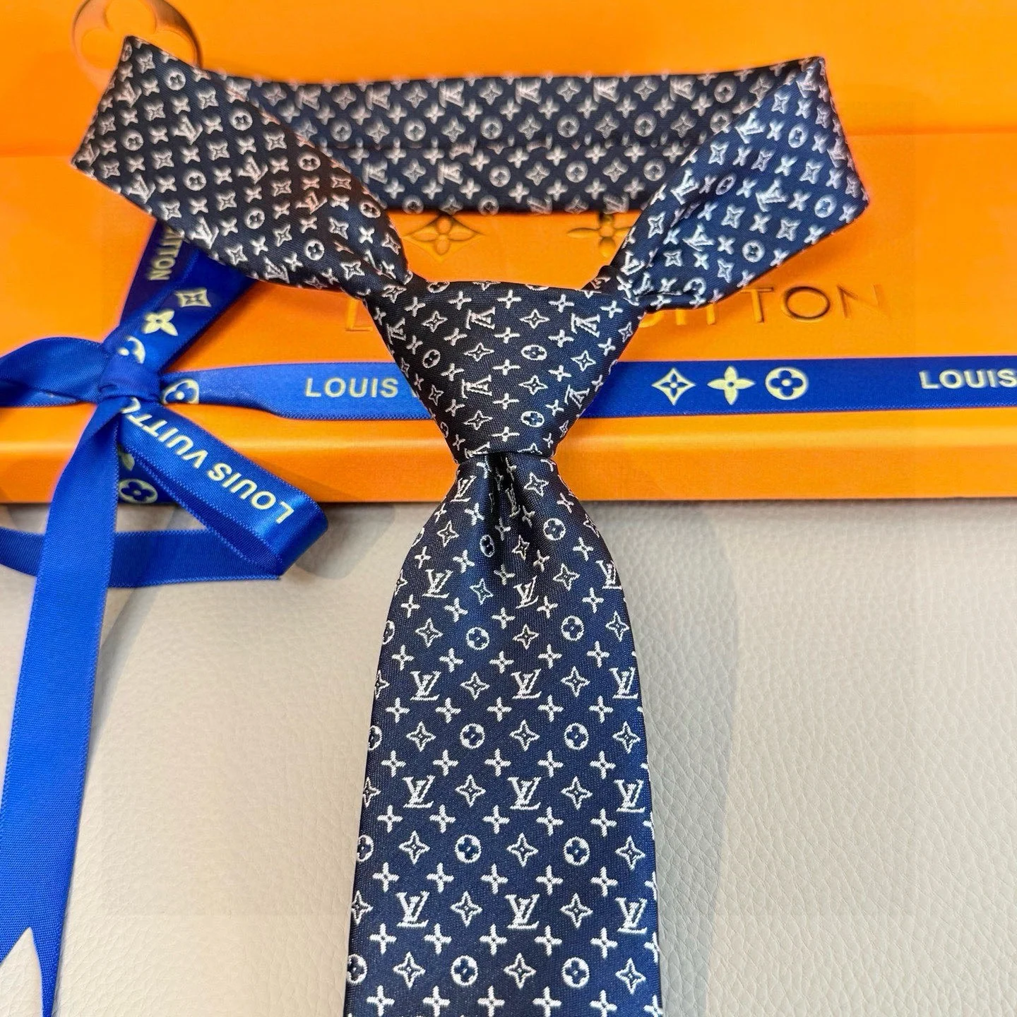 루이비통 넥타이 90225 Louis Vuitton Accessories 상세 이미지 10
