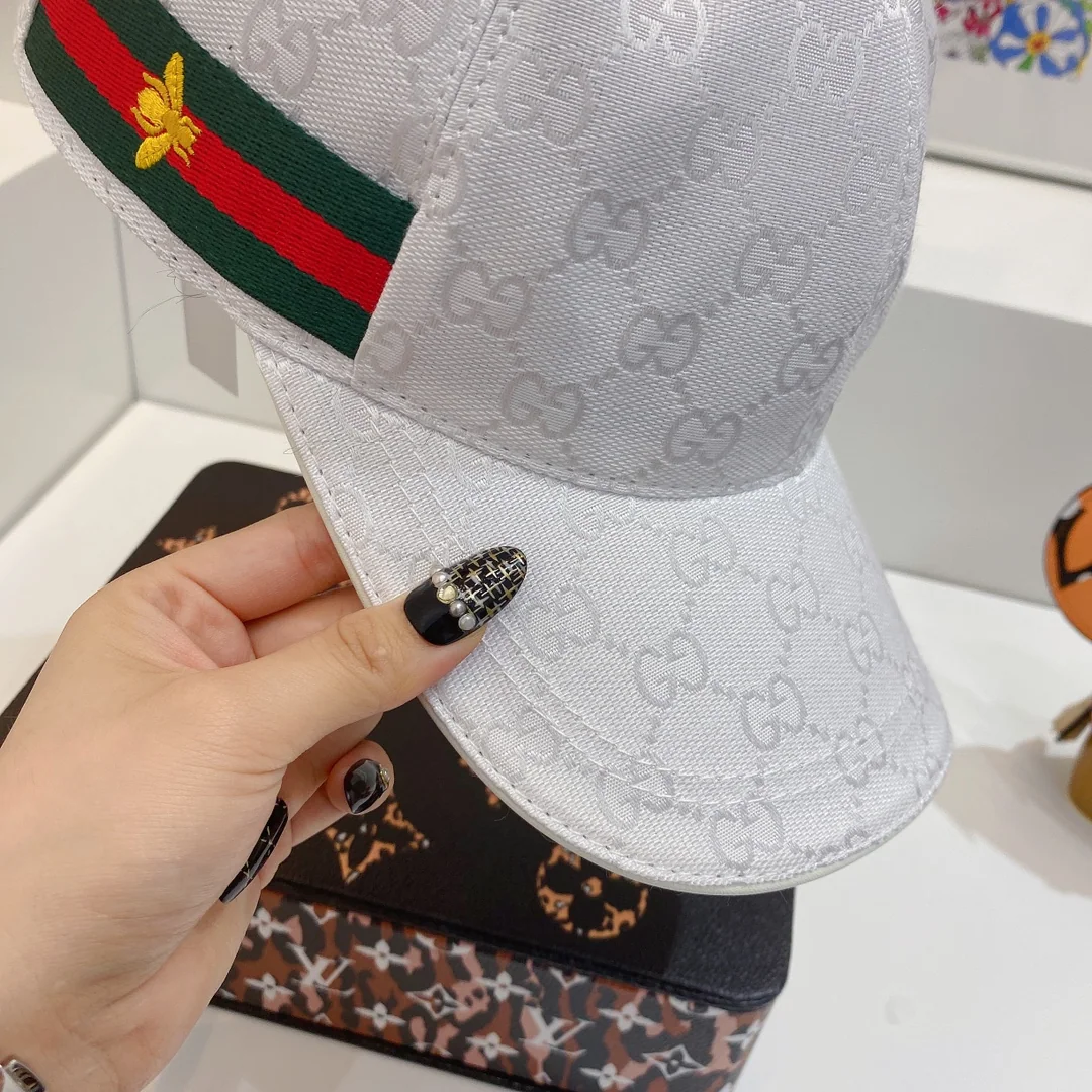 구찌 벌 모티브 베이스볼 캡 상세 이미지 1