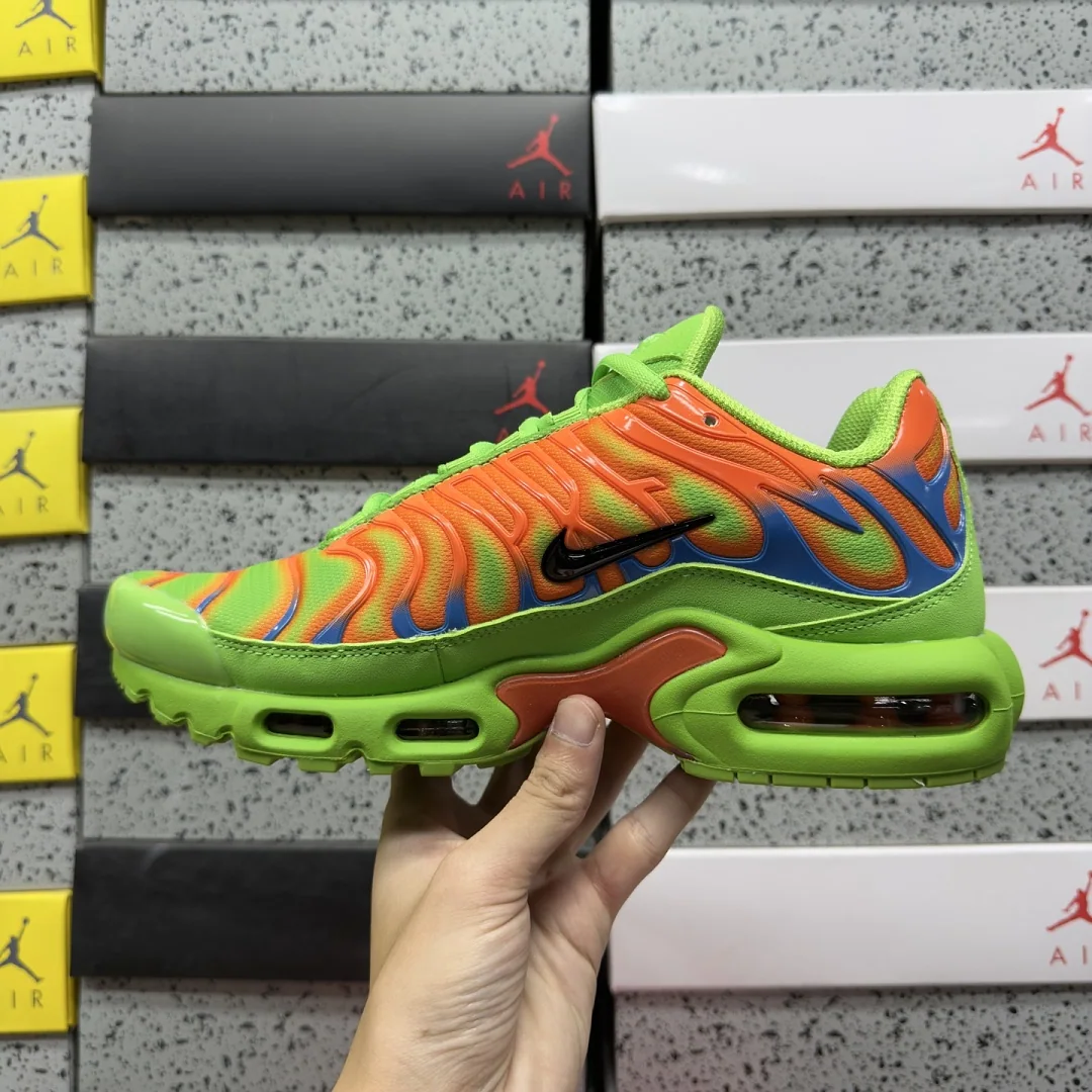 나이키 [TK] 에어 맥스 플러스 DA1472-300 201975 Nike Air Max Plus Supreme Mean Green 상세 이미지 8