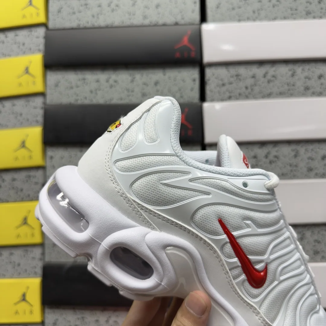나이키 [TK] 에어 맥스 플러스 DA1472-100 201977 Nike Air Max Plus Supreme White 상세 이미지 3