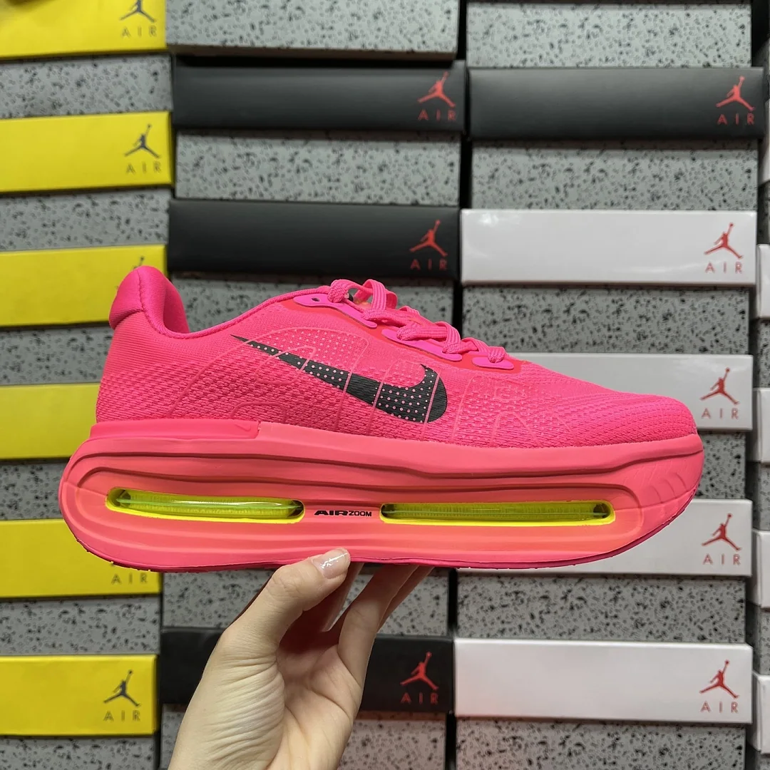 나이키 [CG] 보메로 프리미엄 HM5973-603 201980 Nike Vomero Premium Hyper Pink 상세 이미지 2