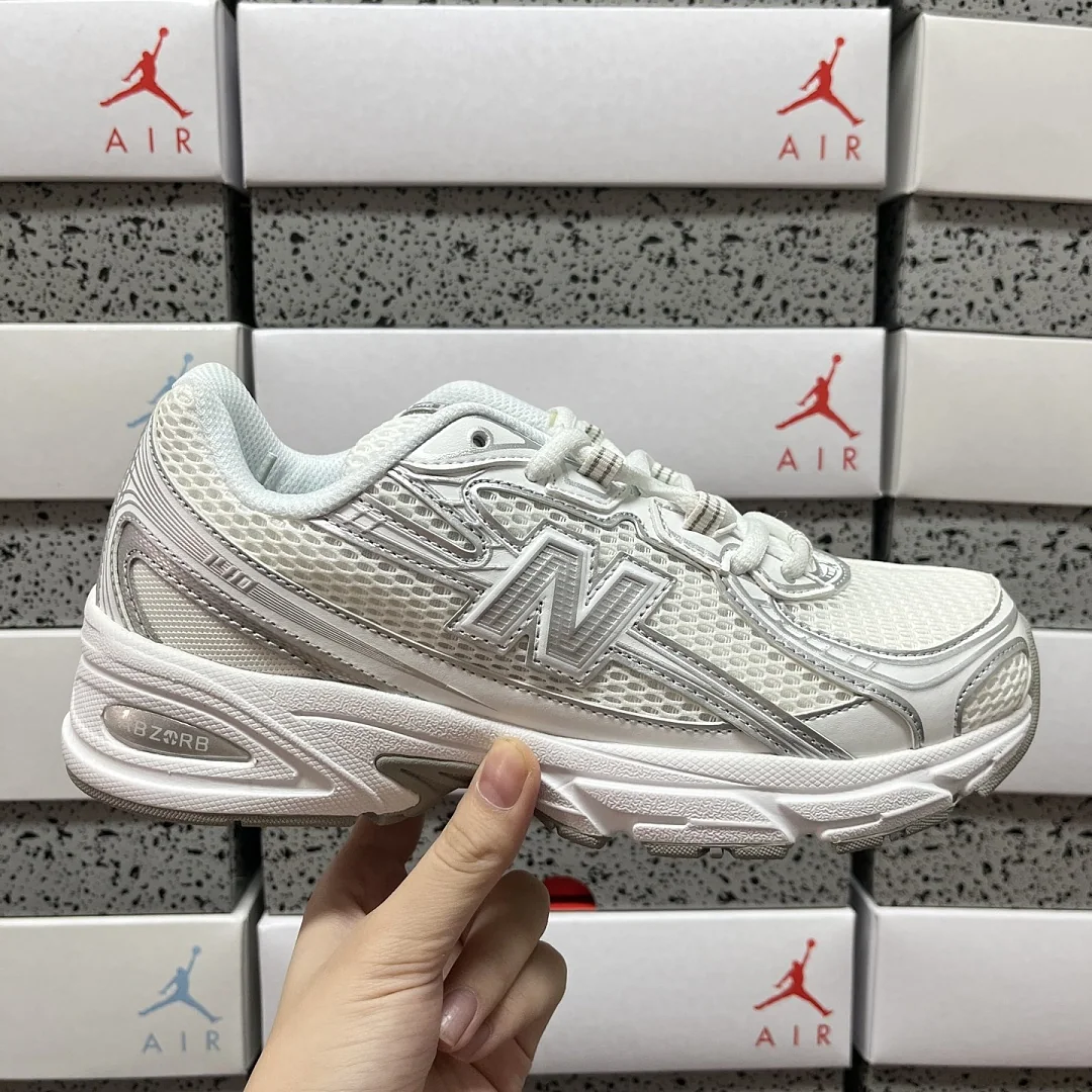 뉴발란스 [XY] 740v2 U740WM2 202064 New Balance 740v2 White Silver Reflection 상세 이미지 7