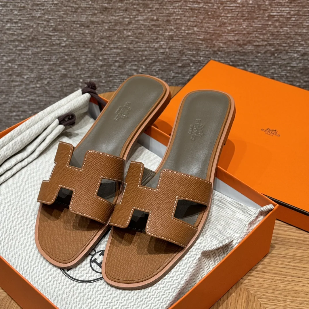 에르메스 오란 슬리퍼 117433