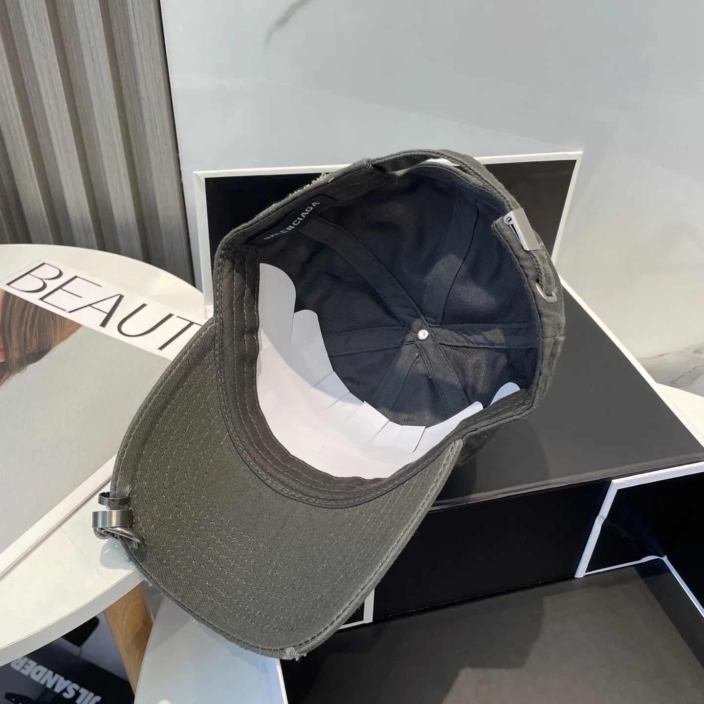 발렌시아가 모자 81750 Balenciaga Cap 상세 이미지 3