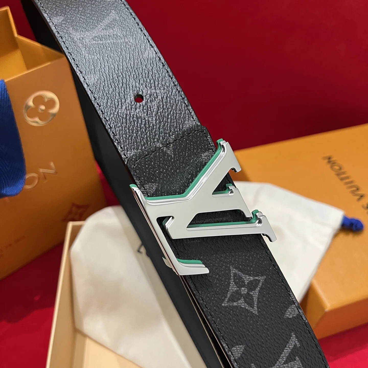 루이비통 LV 옵틱 버클 캔버스 벨트 상세 이미지 7