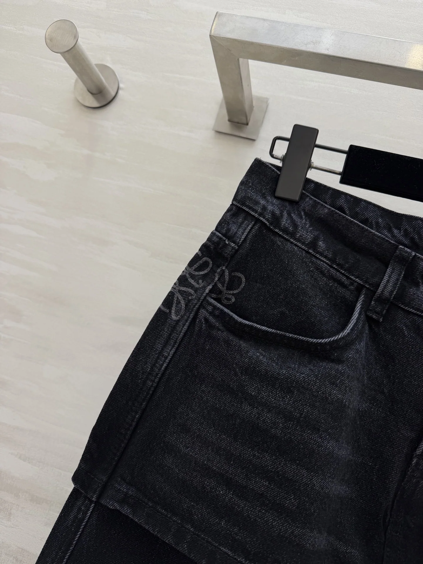 로에베 레이어드 와이드 레그 바지 상세 이미지 4