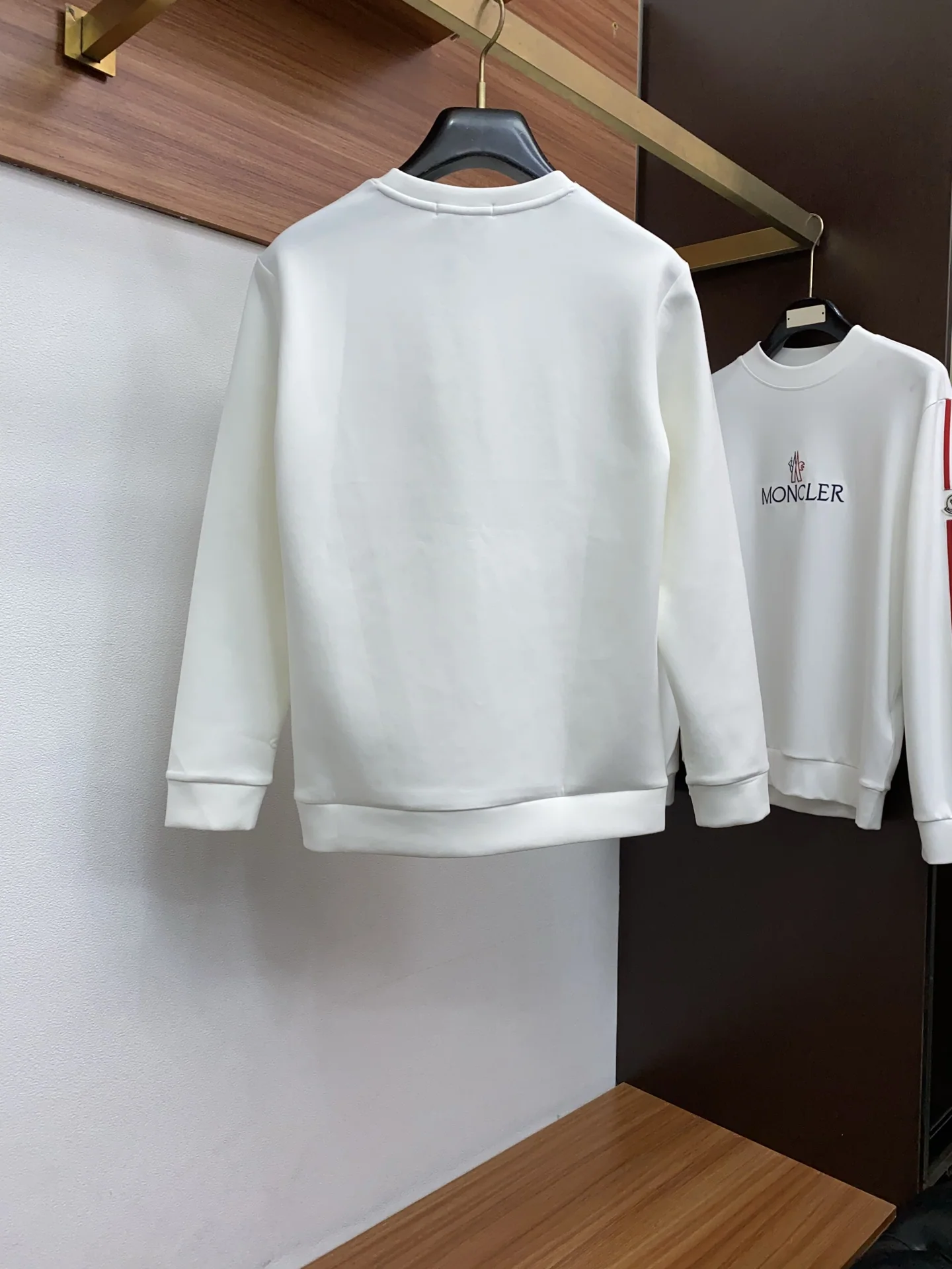 구찌 남성 심플 크루넥 에어 코튼 긴팔 스웨트셔츠 P250 상세 이미지 9