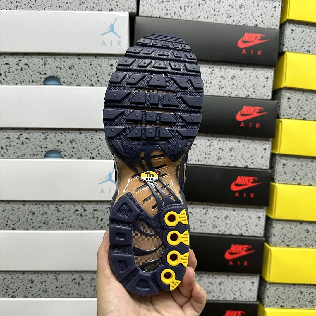 나이키 [DF] 에어 맥스 플러스 IQ0170-400 201714 Nike Air Max Plus French Football 상세 이미지 8