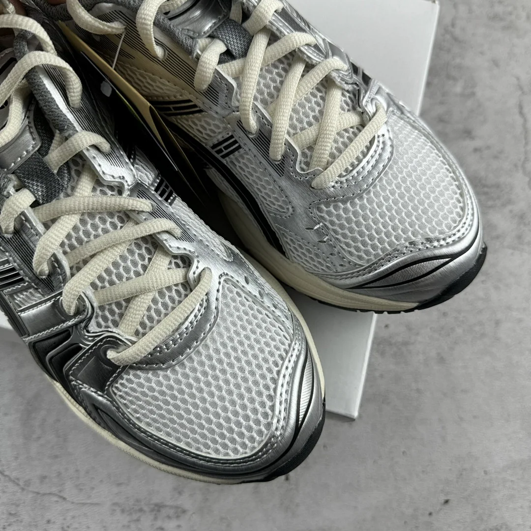 아식스 [ZC] 젤 카야노 14 1201A457-101 200237 Asics Gel-Kayano 14 JJJJound Silver Black 상세 이미지 4