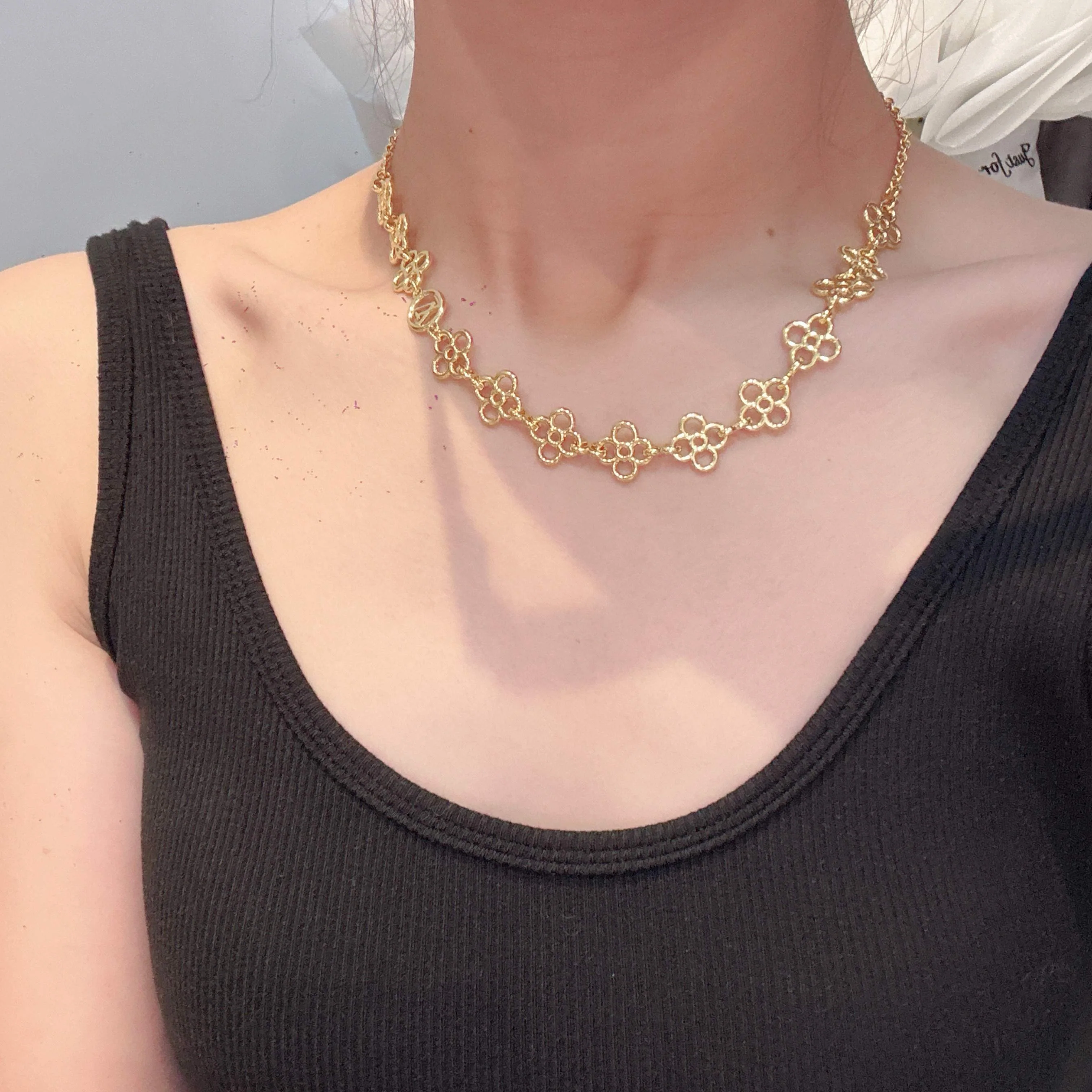 루이비통 칠보 세공 목걸이 상세 이미지 1