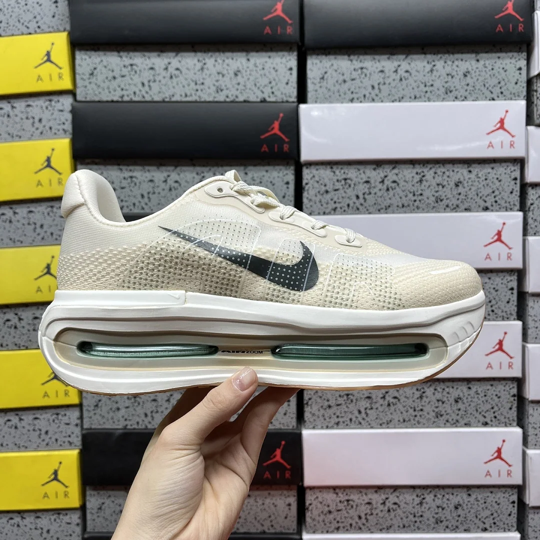 나이키 [CG] 보메로 프리미엄 HQ2050-106 202003 Nike Vomero Premium Pale Ivory Jade Horizon 상세 이미지 3