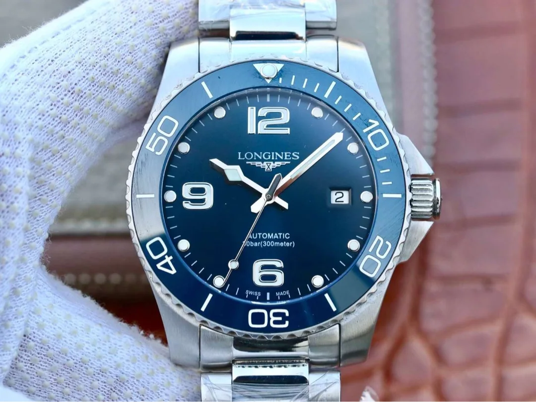 론진 콘퀘스트 스포츠 남성 오토매틱 시계 레플리카 44489 Longines