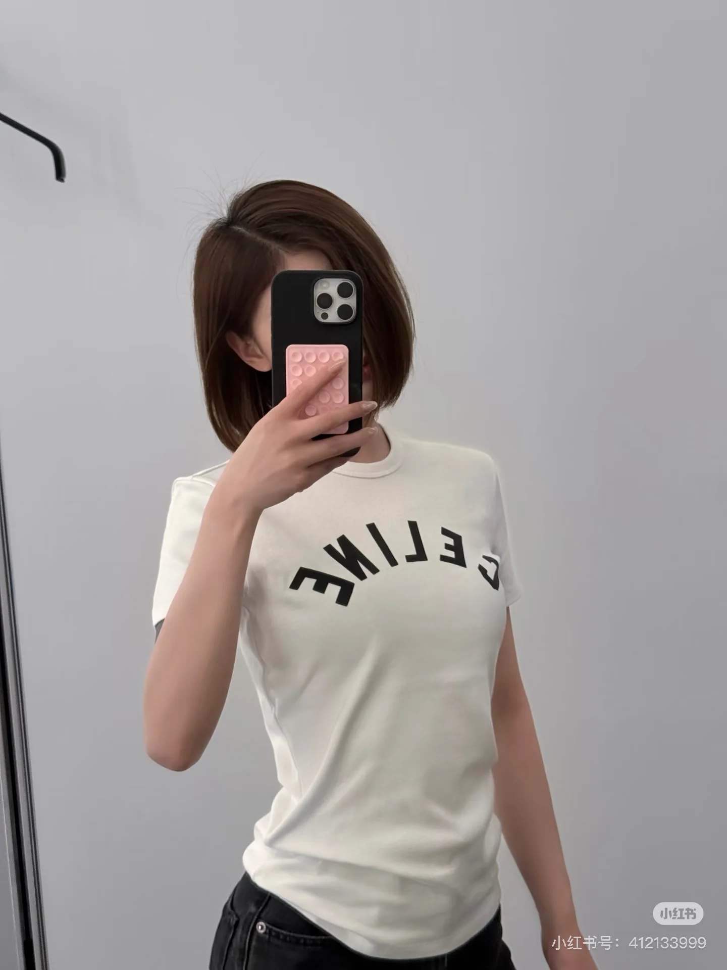 셀린느 여성 슬림핏 반팔 티셔츠 상세 이미지 9