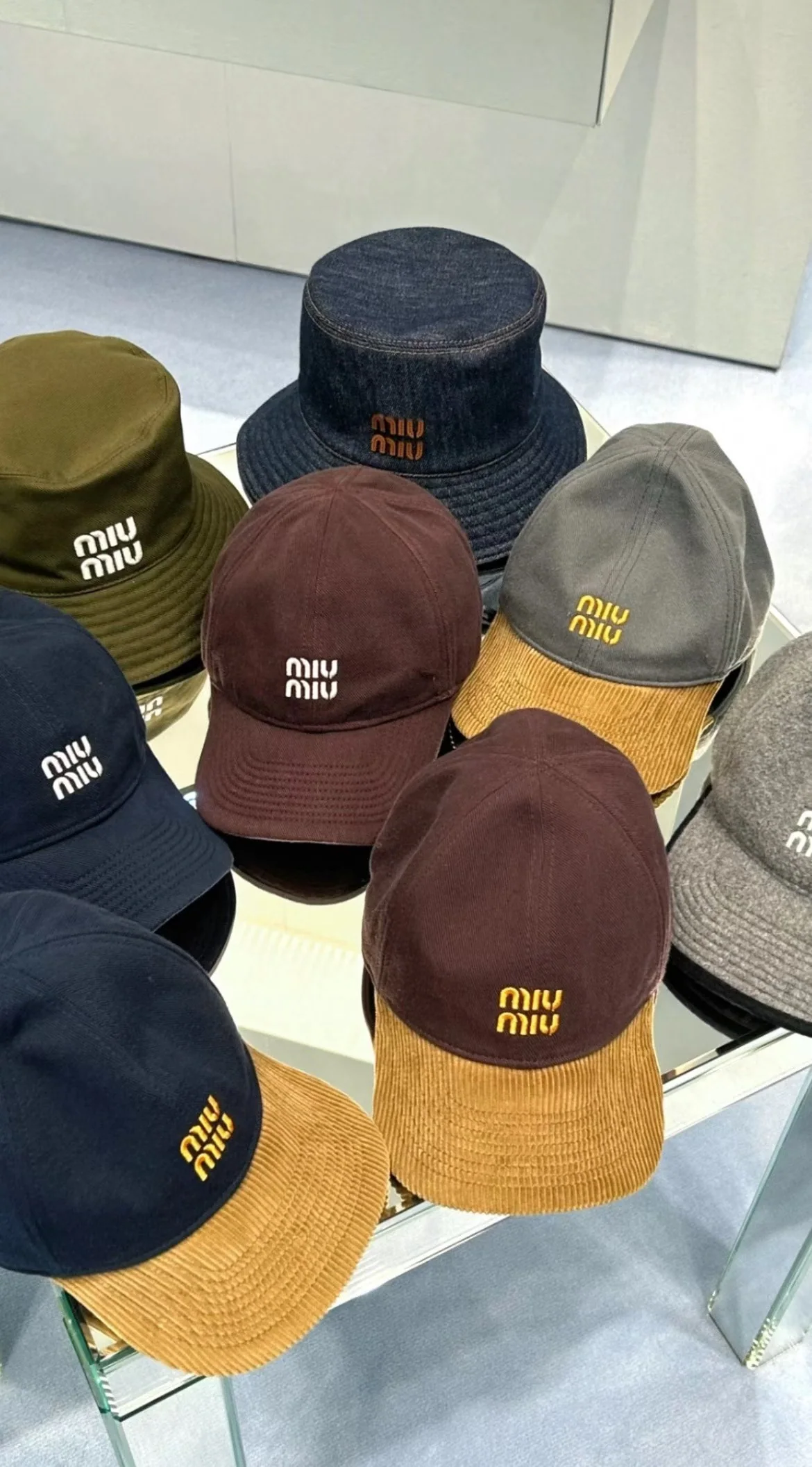 미우미우 모자 79433 Miu Miu Cap 상세 이미지 6