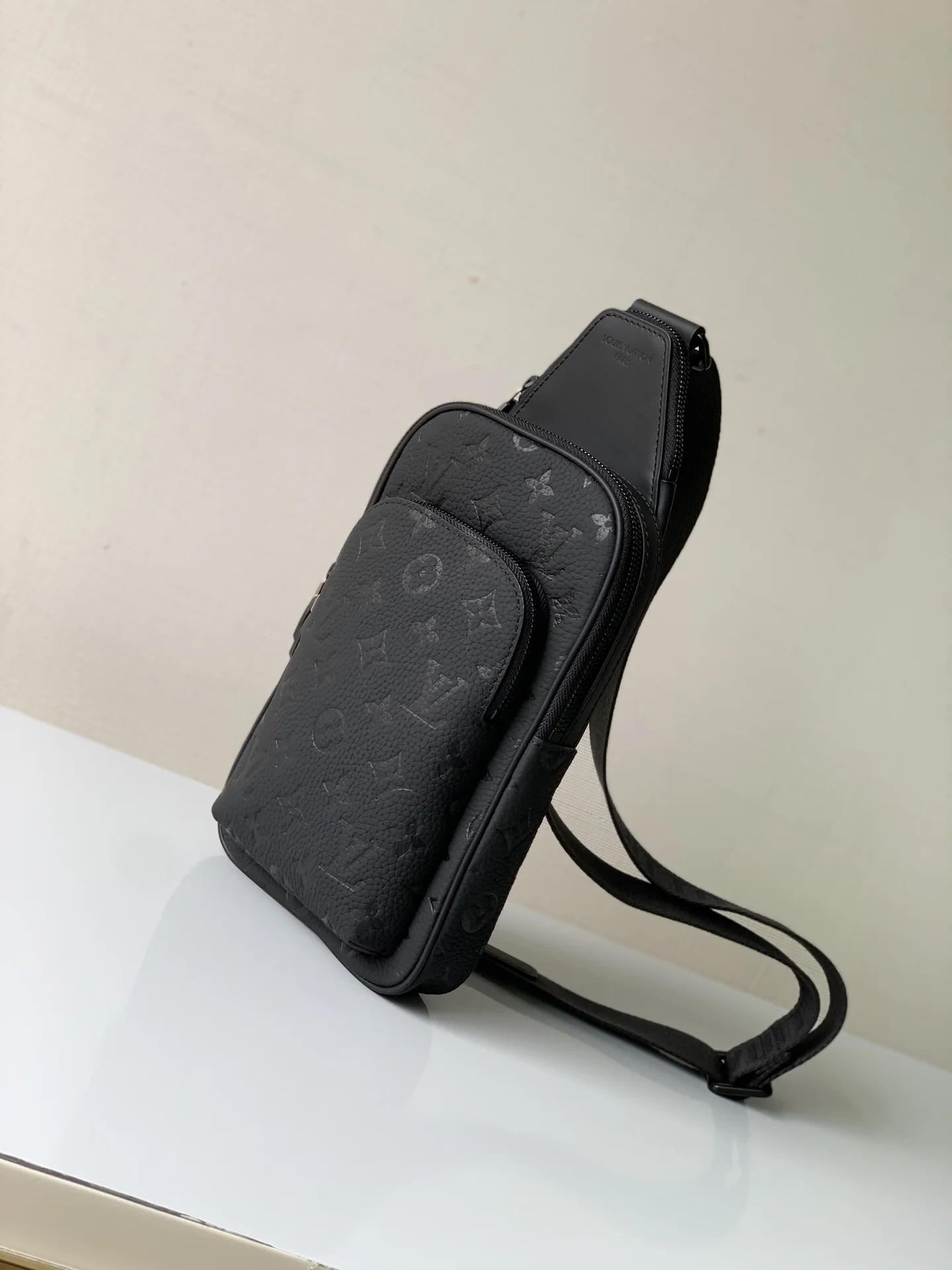 루이비통 아베뉴 크로스바디 가방 상세 이미지 2