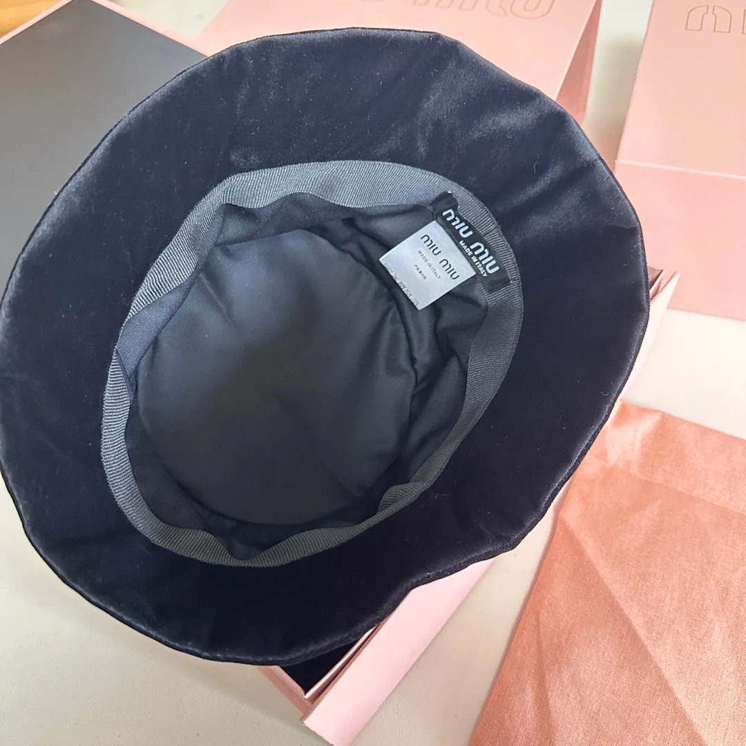 미우미우 모자 80972 Miu Miu Cap 상세 이미지 9