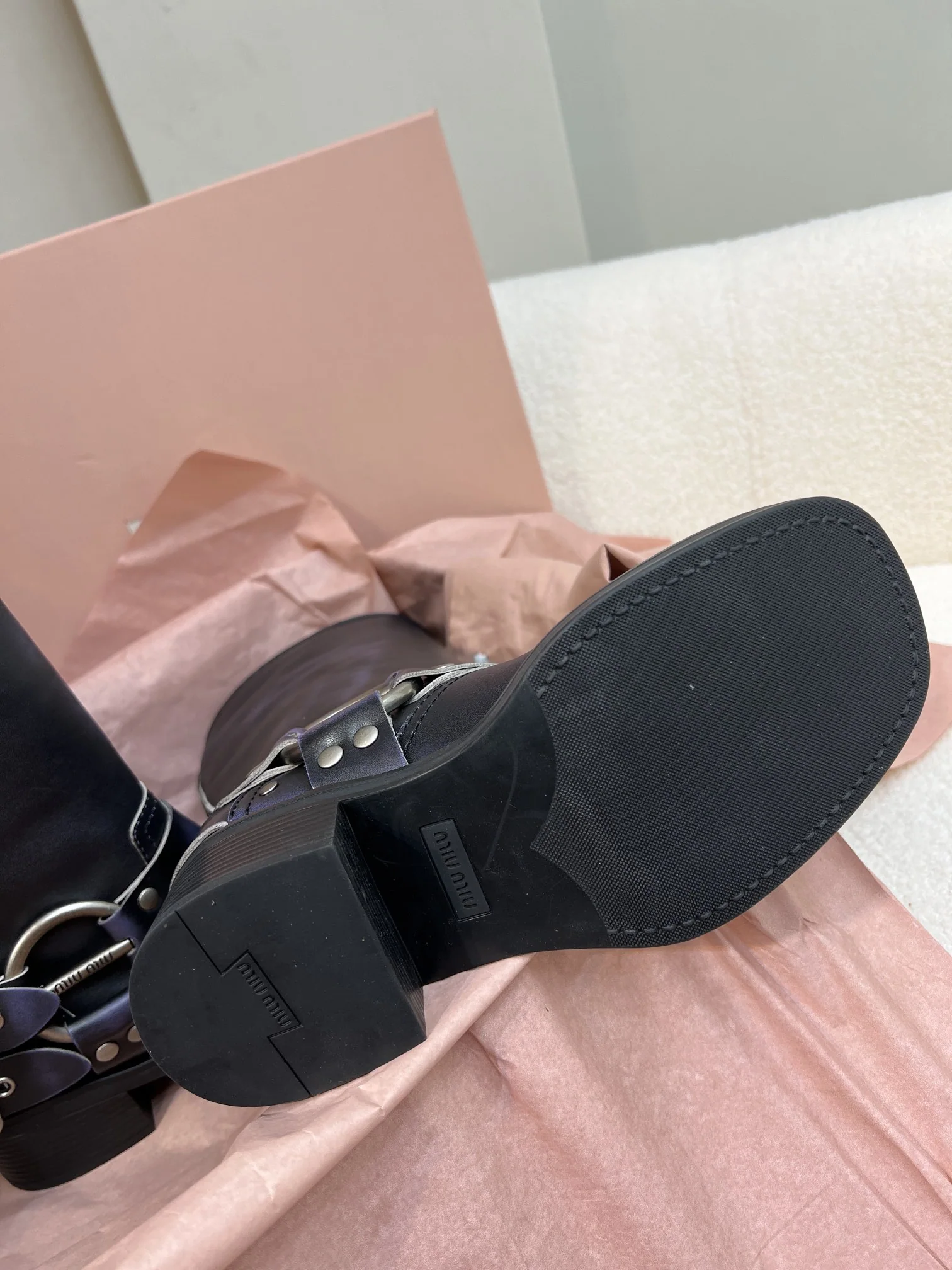 미우미우 미들 승마 부츠 상세 이미지 8
