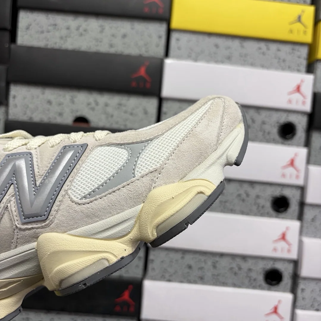 뉴발란스 [C] 9060 그레이 화이트 U9060ECA 202084 New Balance 9060 상세 이미지 10