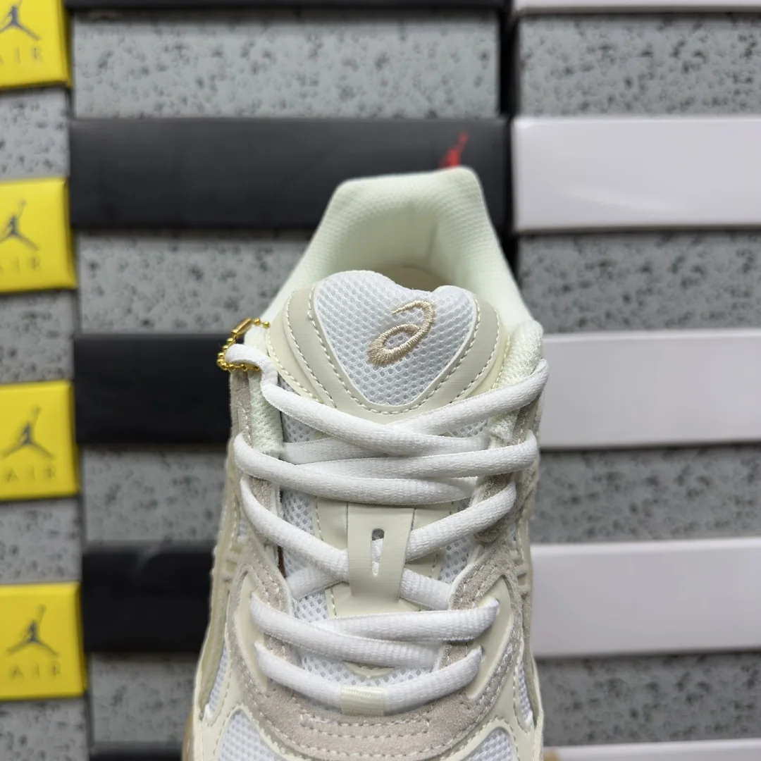 아식스 [WZ] 젤 NYC 1203A663-102 200467 Asics Gel-NYC White Feather Grey 상세 이미지 4