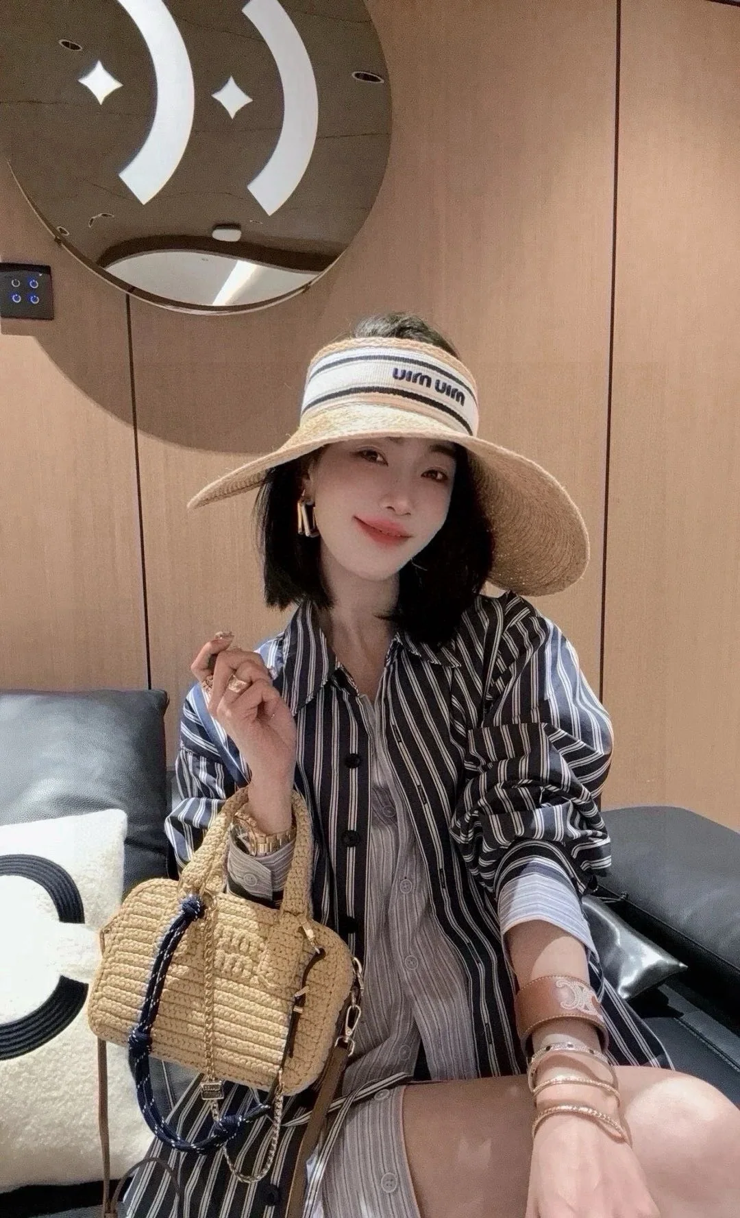 미우미우 라피아 바이저 모자 상세 이미지 1