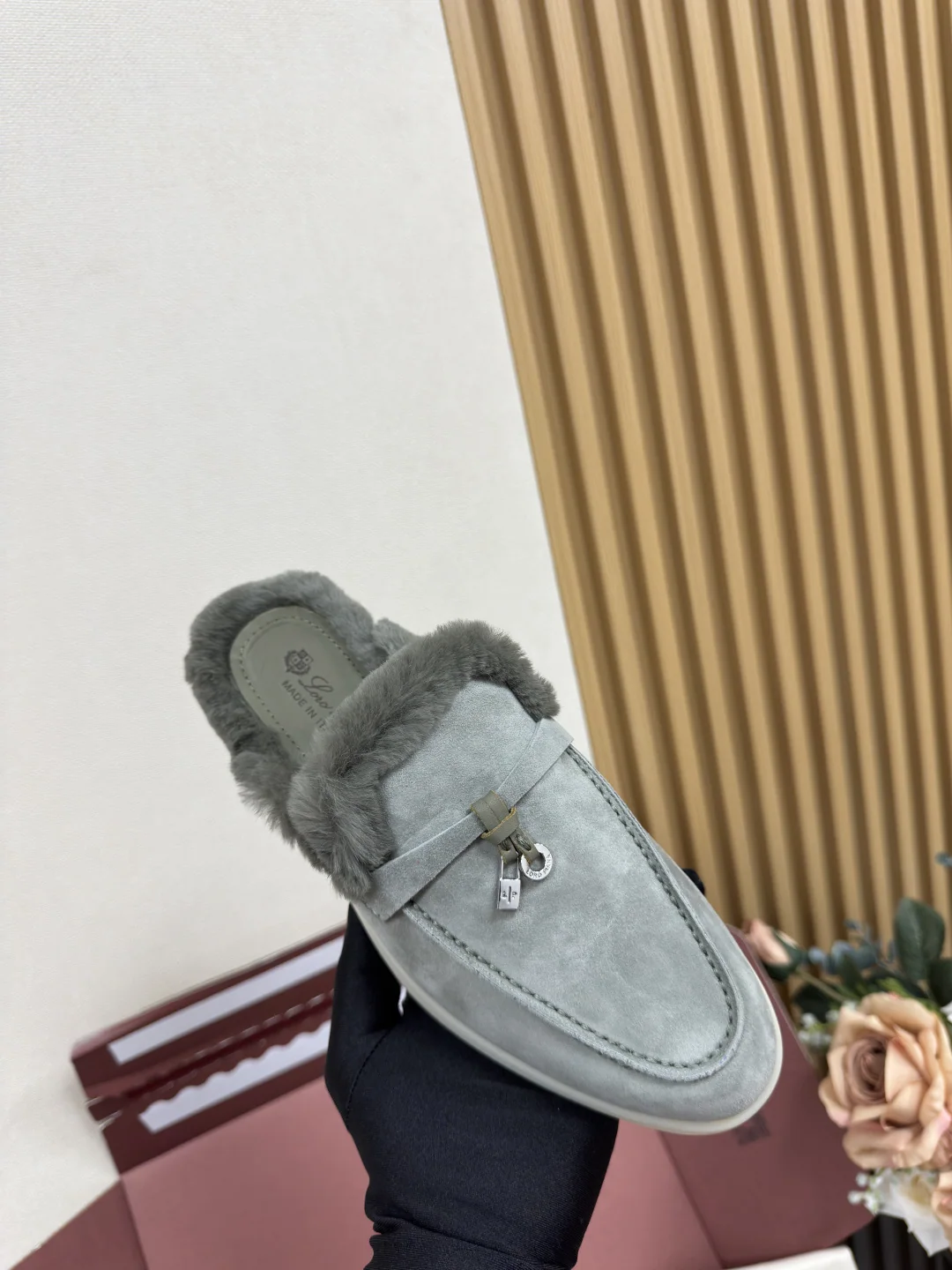 로로피아나 비버 퍼 하프 슬리퍼 상세 이미지 9
