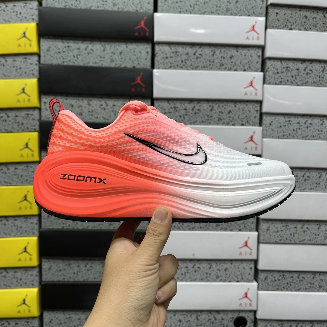 나이키 [XY] 보메로 플러스 IM2038-039 201686 Nike Vomero Plus 상세 이미지 8