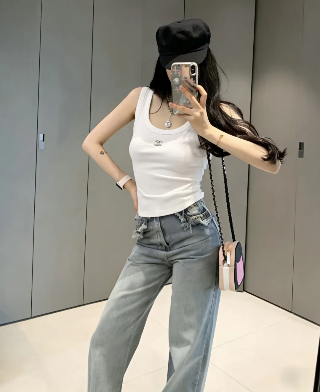 샤넬 클래식 더블 C 리브 여성 반팔 베스트 상세 이미지 8