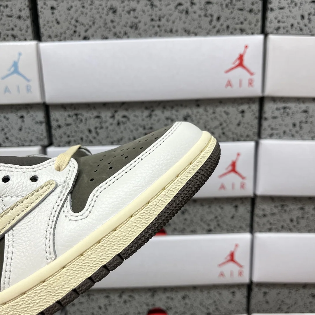 나이키 [PK4.0] 화이트 브라운 DM7866-162 201934 Nike Travis Scott Reverse Mocha 상세 이미지 5