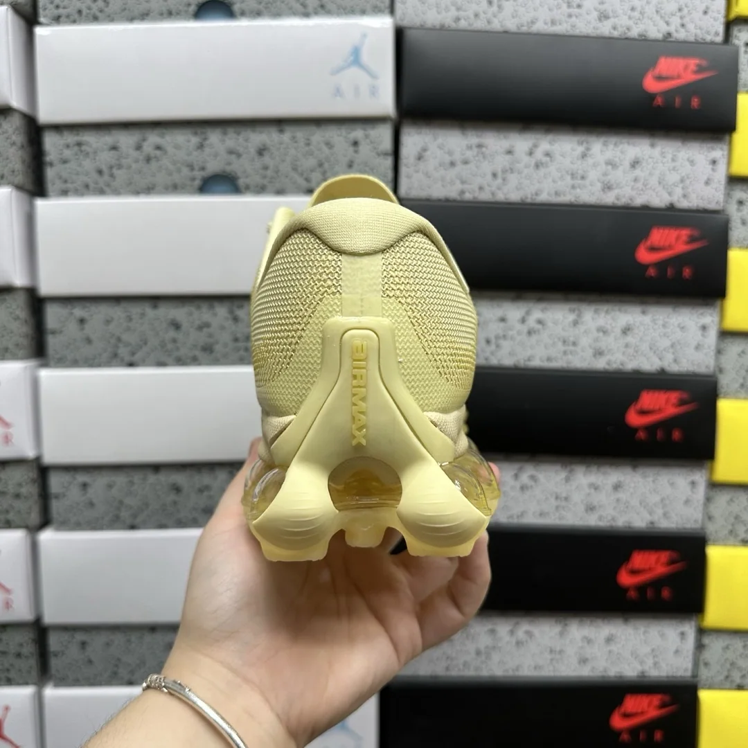 나이키 [EG] 에어 골드 IQ7634-009 201671 Nike Air Liquid Max 상세 이미지 3