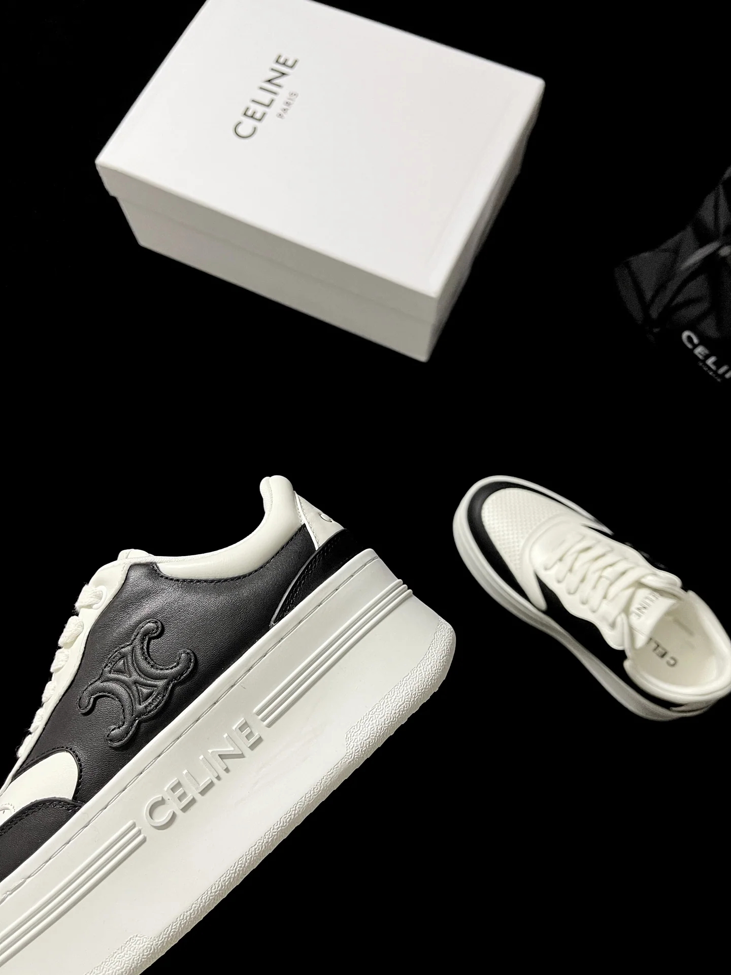 셀린느 판다 테마 송아지가죽 여성 신발 8925 상세 이미지 7
