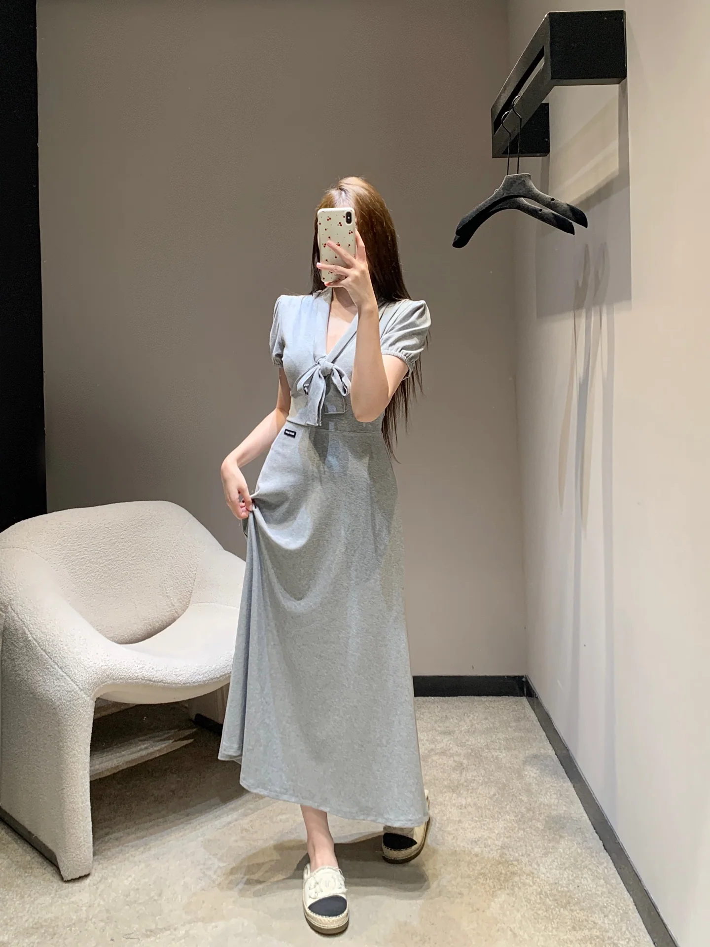 미우미우 보우타이 그레이 코튼 원피스 26 SS 상세 이미지 1