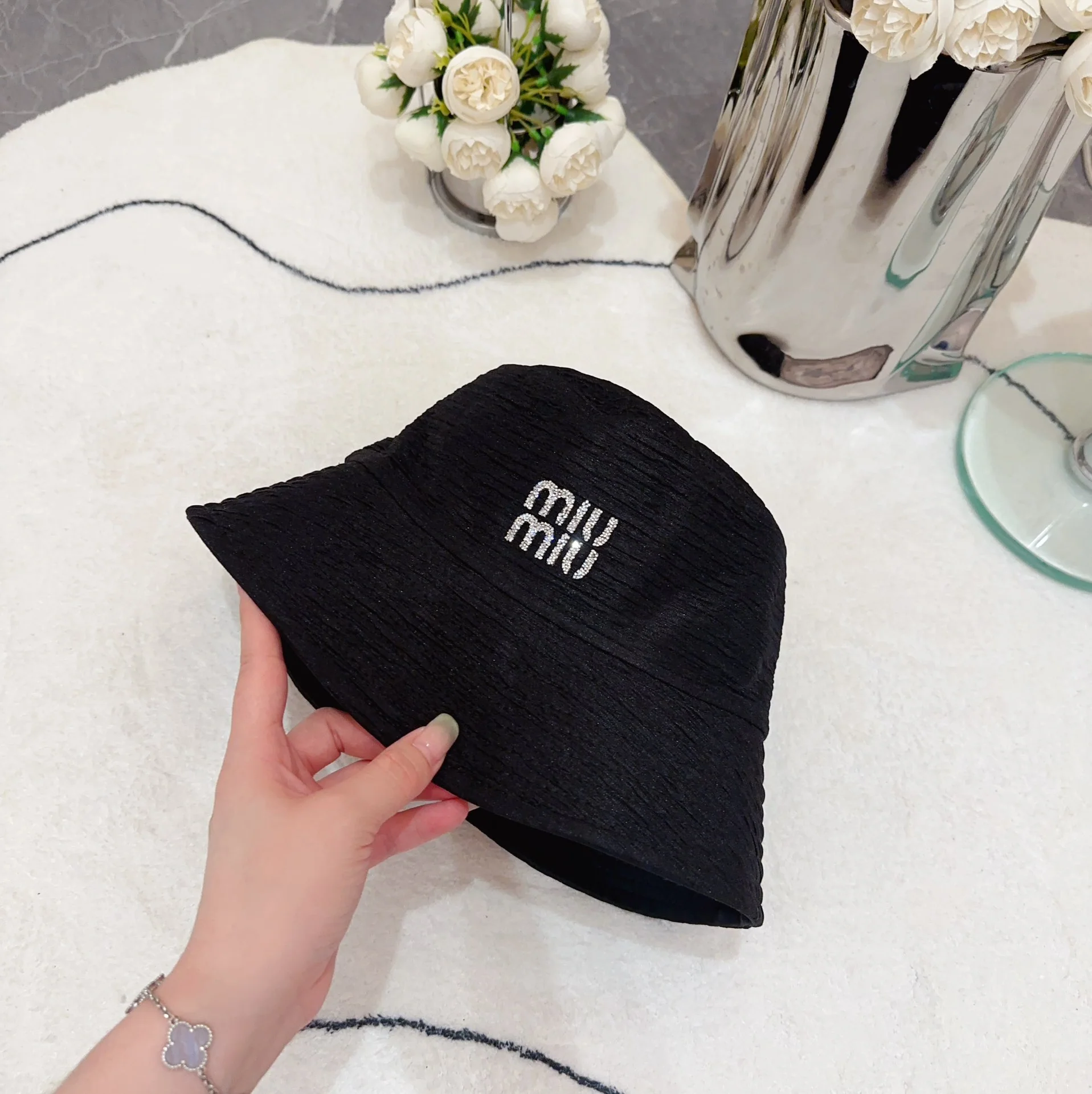 미우미우 모자 81093 Miu Miu Cap 상세 이미지 7