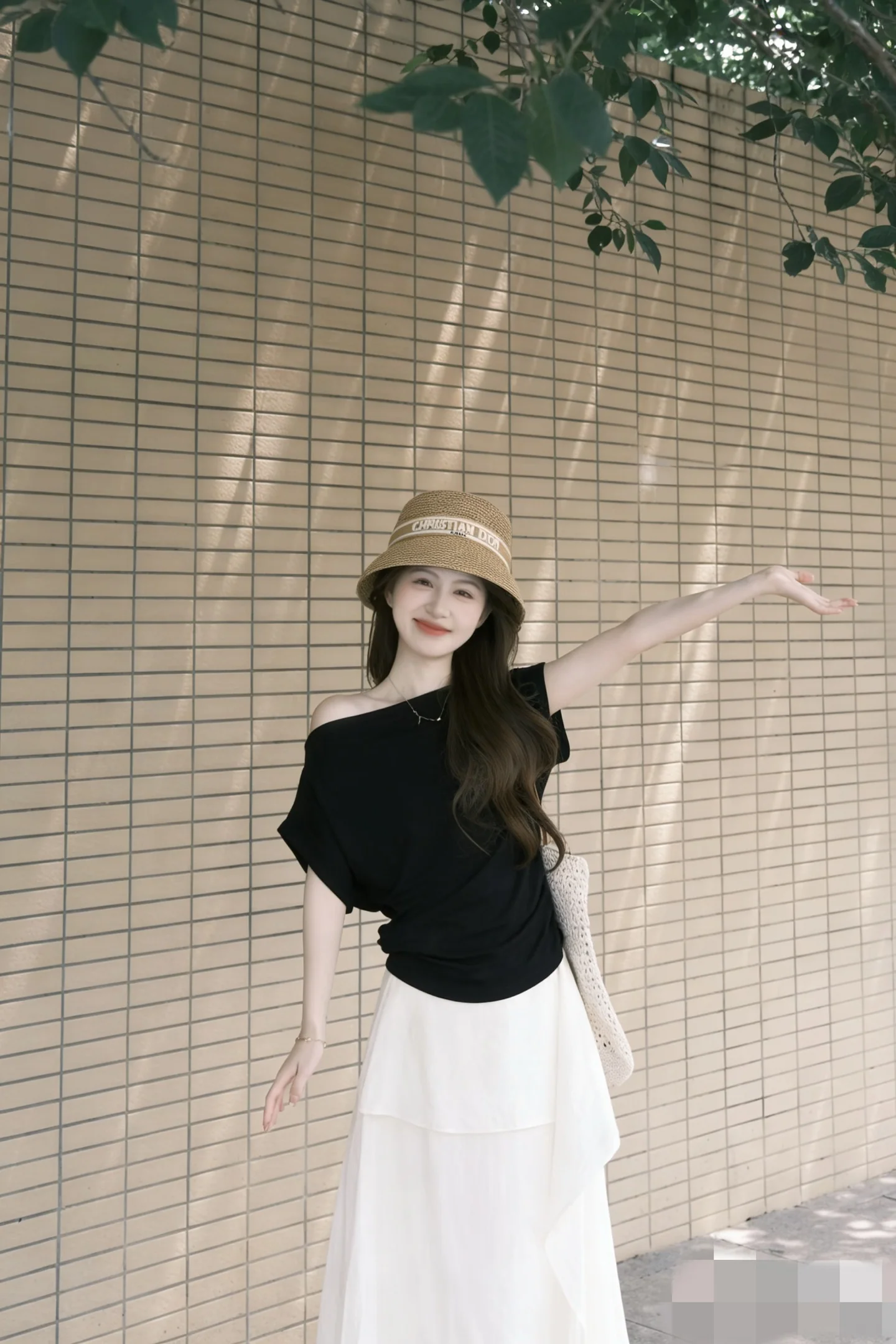 디올 웨빙 버킷햇 상세 이미지 1