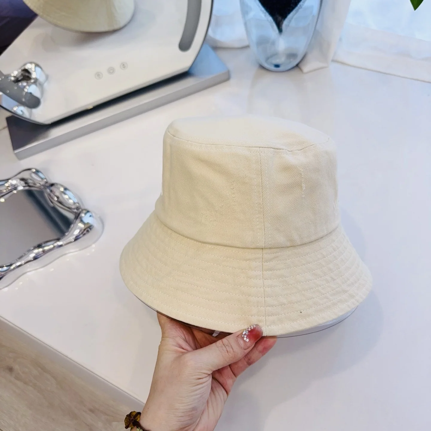 미우미우 모자 81303 Miu Miu Cap 상세 이미지 5