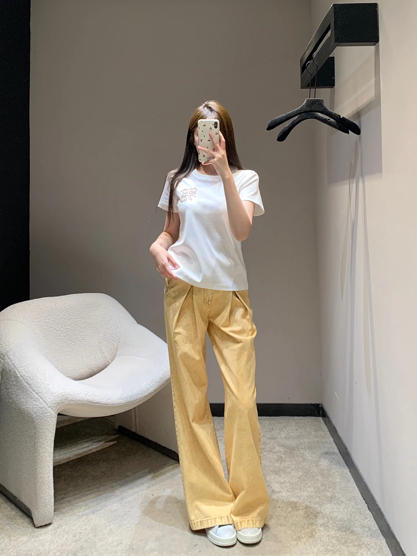 로에베 자수 크루넥 반팔 티셔츠 26 SS 상세 이미지 6