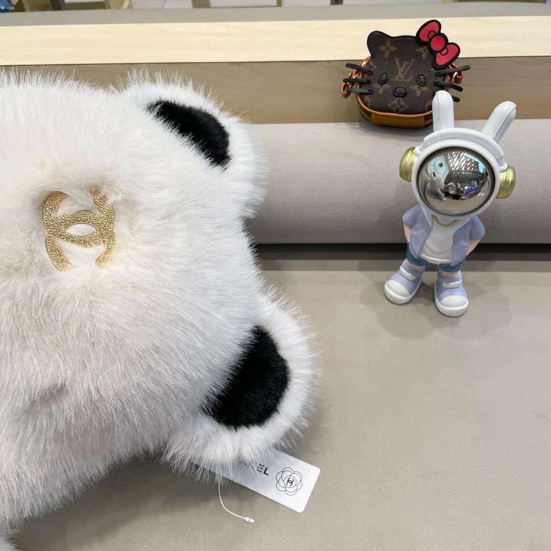 샤넬 페이크 퍼 곰 귀 모자 상세 이미지 4