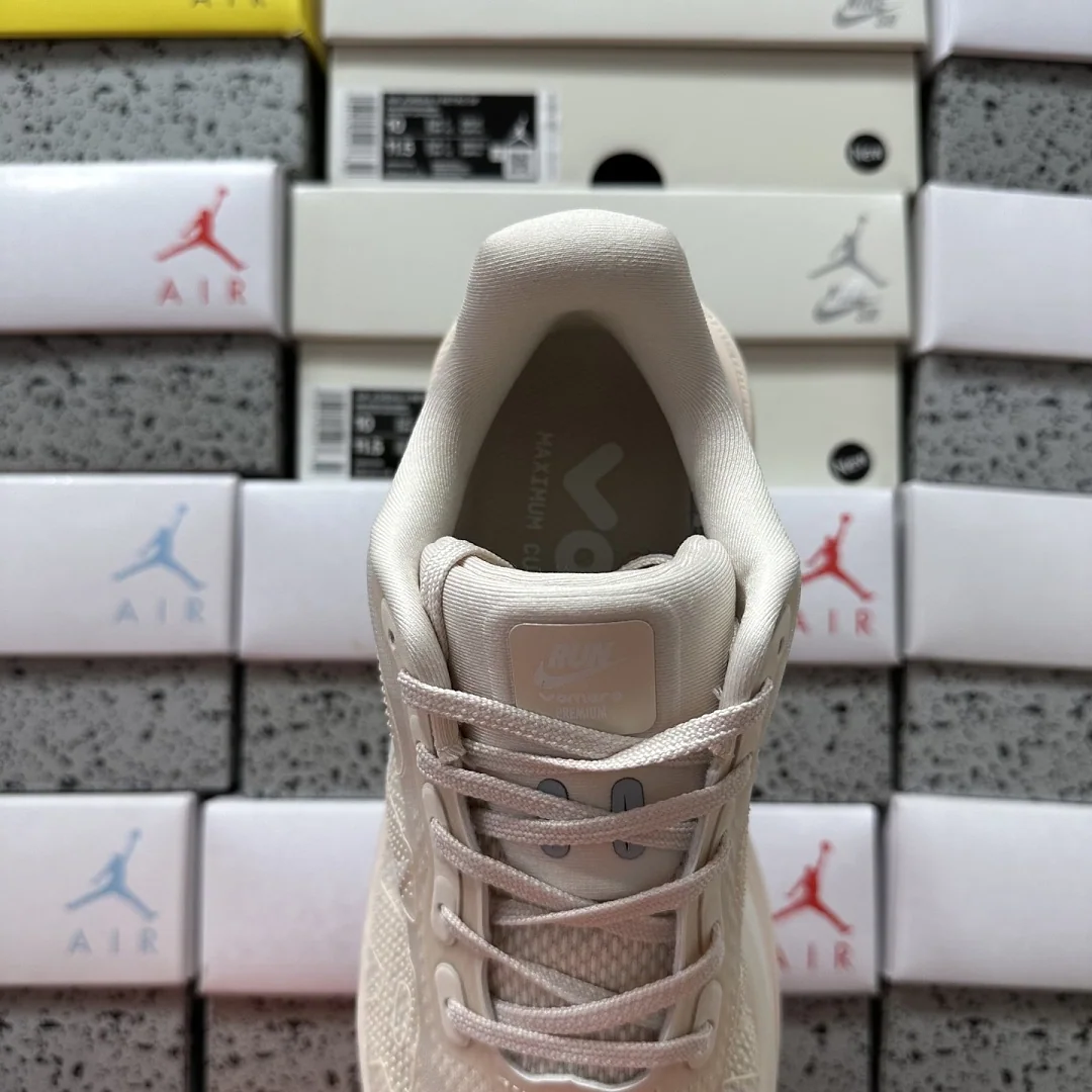 나이키 [5A] 보메로 프리미엄 아이보리 HQ2050-835 201642 Nike Vomero Premium 상세 이미지 5