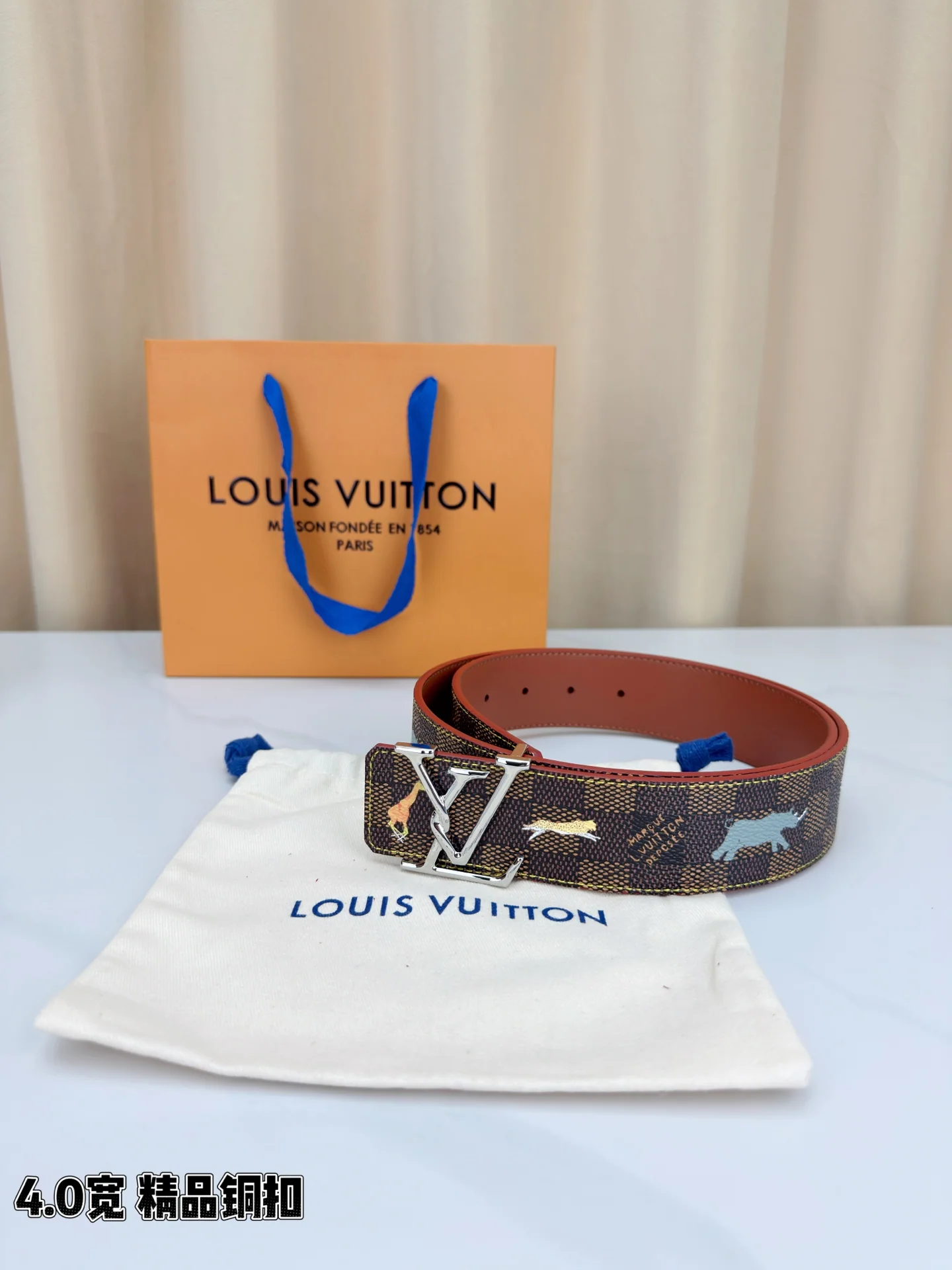 루이비통 골드 LV 버클 체크 캔버스 벨트 상세 이미지 5