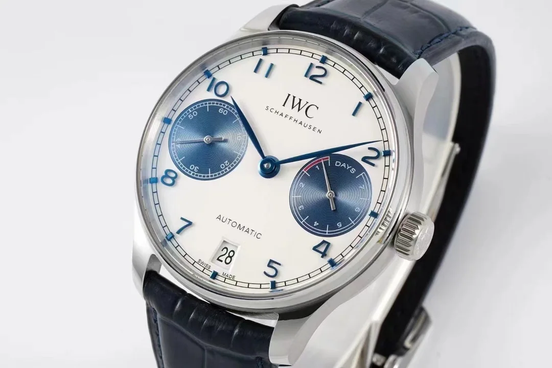 IWC 포르투기저 7 데이즈 파워리저브 시계 상세 이미지 2